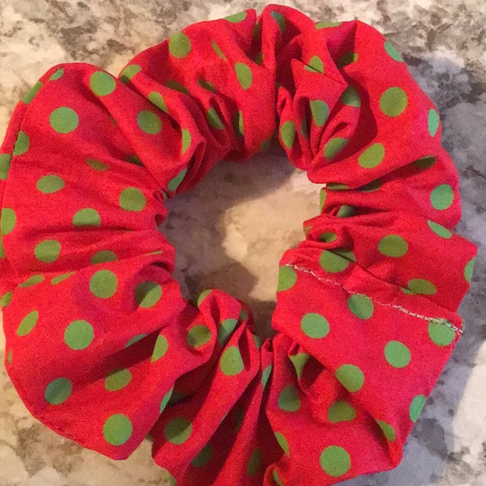 Red green polkadots polkadots scrunchie Christmas